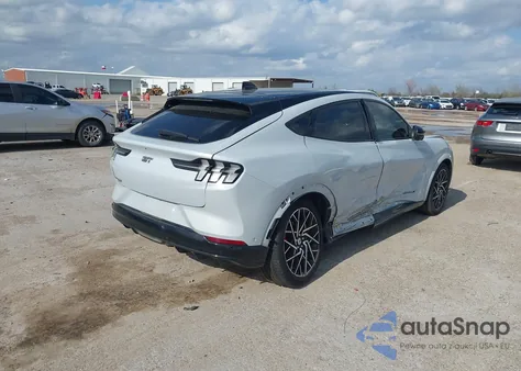 2023 Ford Mustang Mach-E Gt z USA, uszkodzony, nr VIN 3FMTK4SX5PMA12141